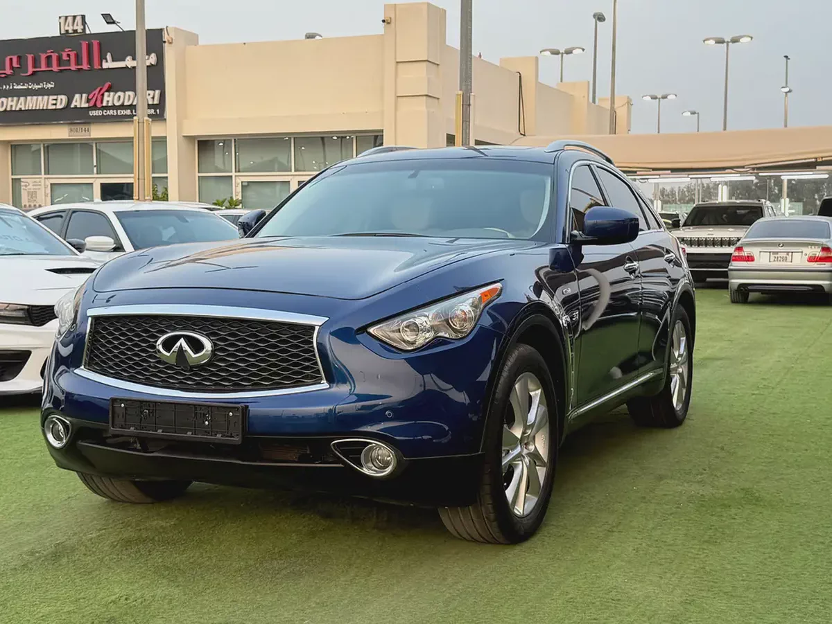 Infiniti QX70 Sport Luxury Plus 2017 - American Specs - Excellent Condition-3-3