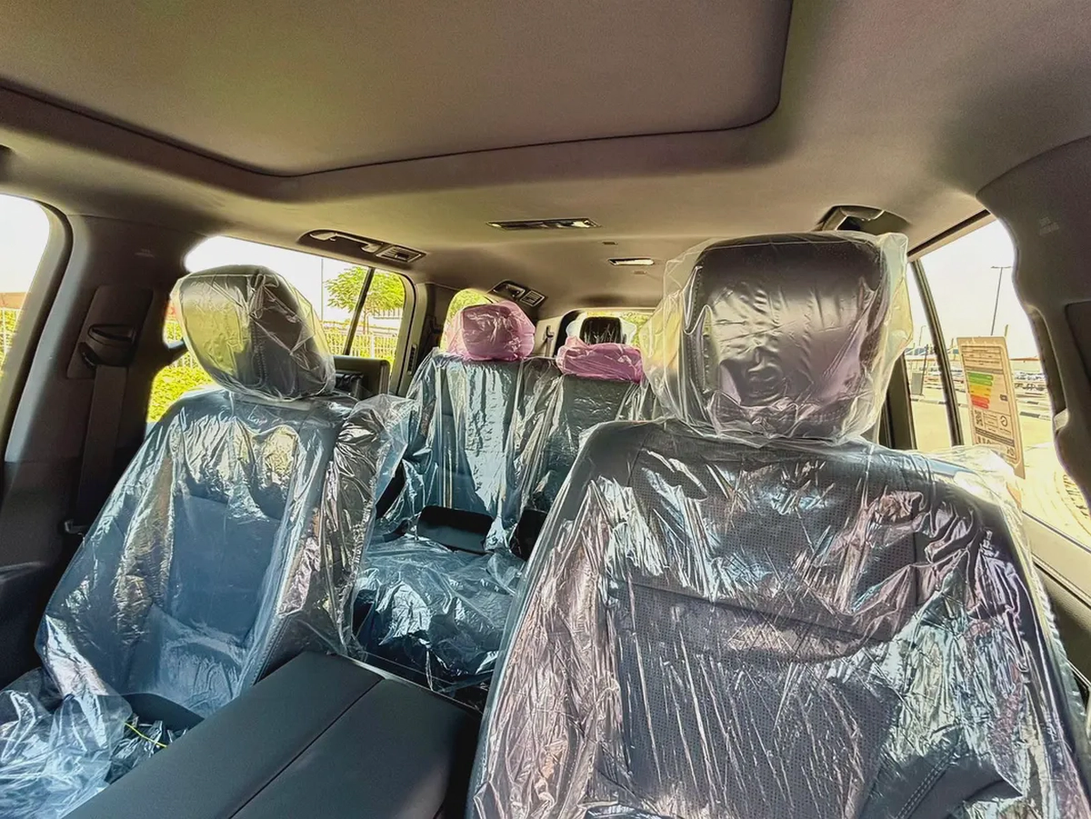 Toyota Land Cruiser VX 2026 | GCC Specs | Brand New-12-12