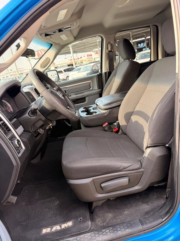 RAM 1500 REBEL 1 1500 Classic WARLOCK 4x4