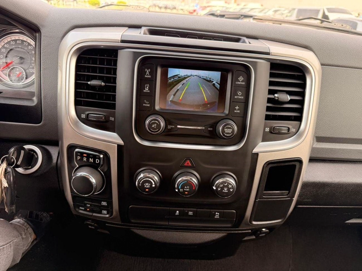 RAM 1500 REBEL 1 1500 Classic WARLOCK 4x4-6-6