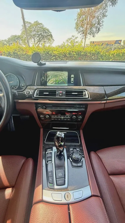 2014 BMW 750Li Luxury | G.C.C | Full Options | First Owner-13