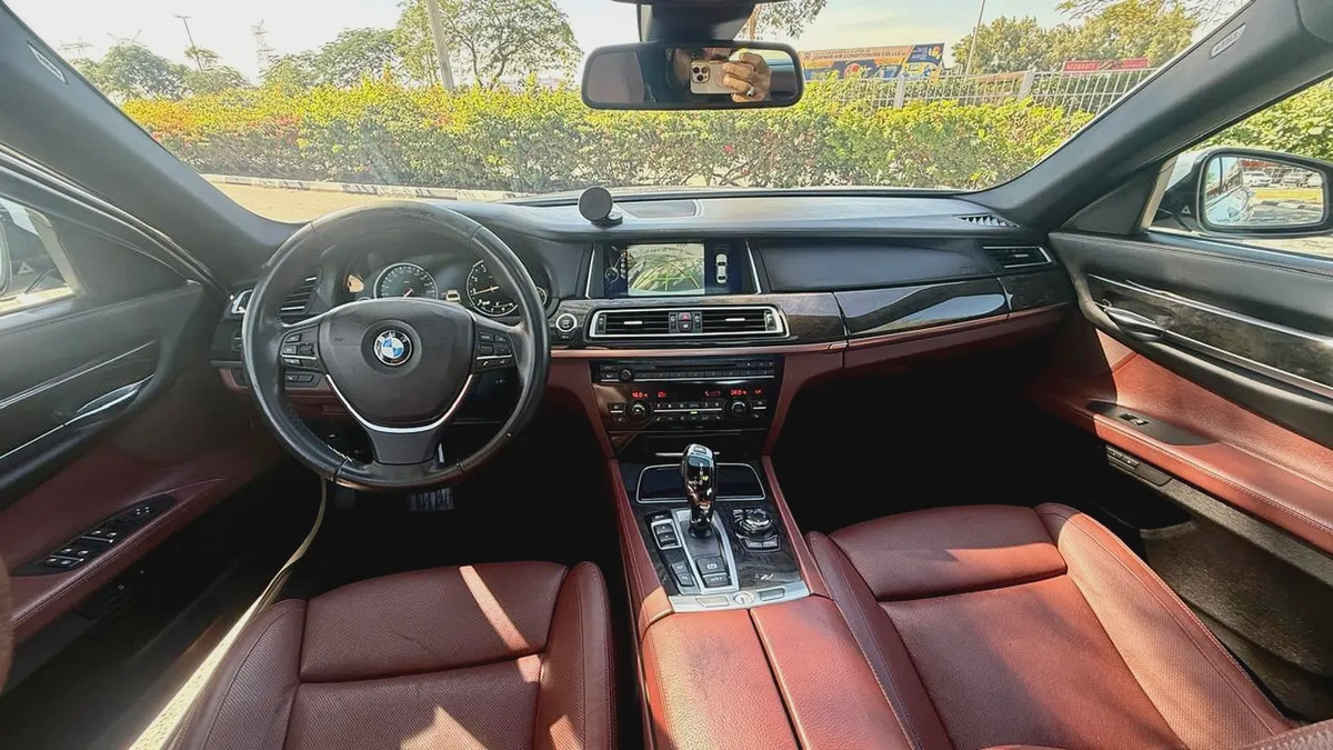 2014 BMW 750Li Luxury | G.C.C | Full Options | First Owner