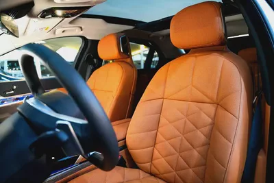 2026 BMW 735i Business Excellence | GCC | 1,700 KM | 2 Years Warranty | AED 335,000-4