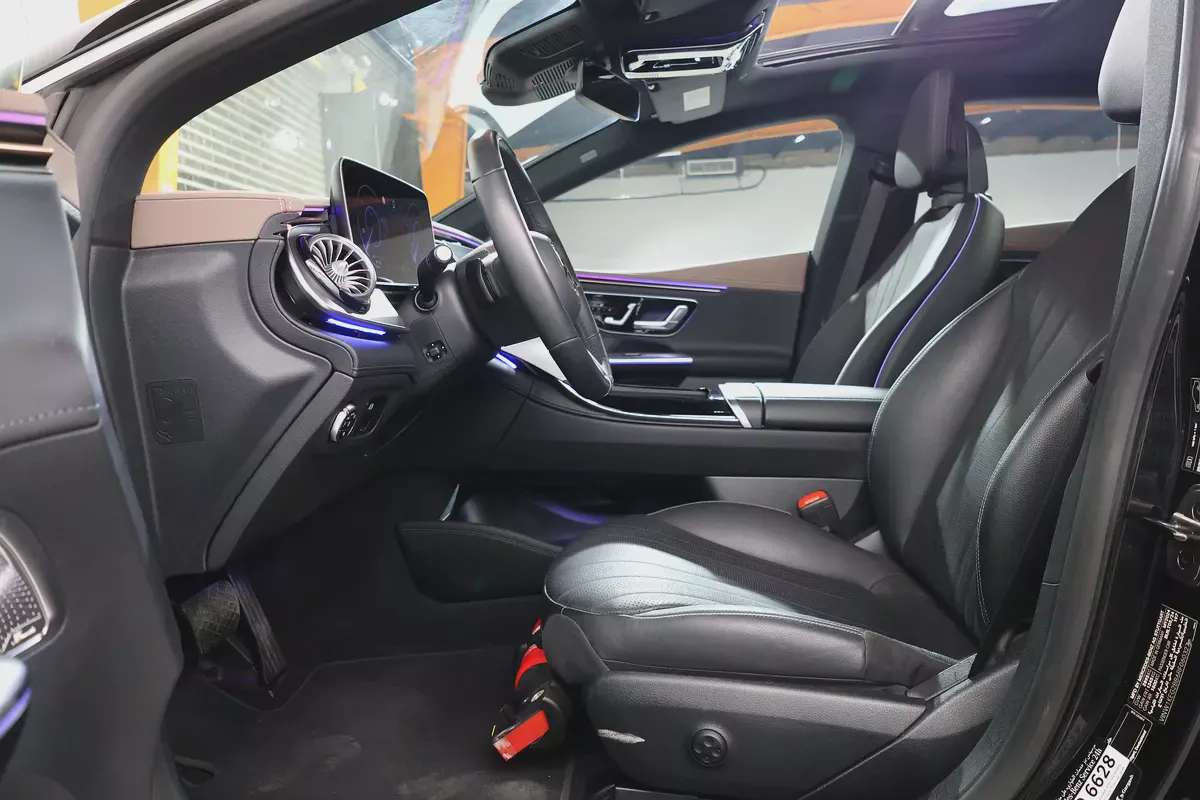 Mercedes EQE 350+ 2024 | GARGASH WARRANTY + SERVICE CONTRACT I GCC Specs |ACCIDENTS FREE-8-8