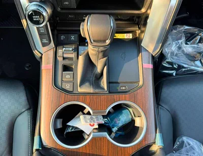 Toyota Land Cruiser VX 3.3L DIESEL TT || REAR ENTERTAINMENT SCREEN | BIG DVD | RADAR | JBL SPEAKERS (CODE # LCDVXS)-21