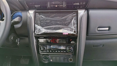 Toyota Fortuner EXR Toyota Fortuner / 2.7L V4 Petrol /  Climate Control / Only for Africa Special Price-14