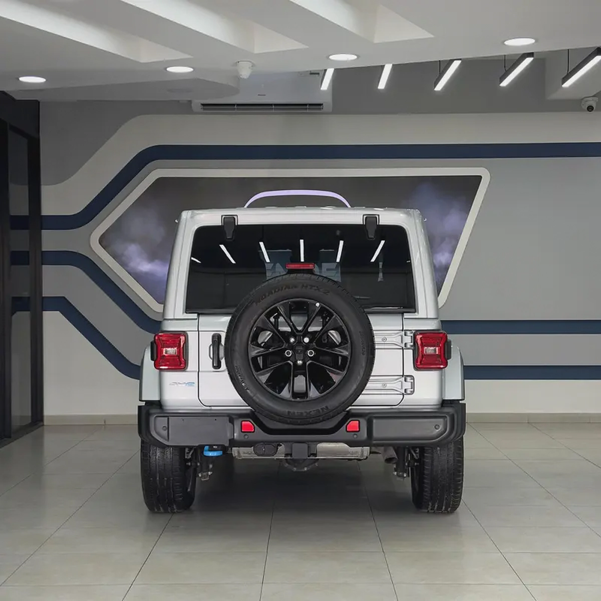 2024 Jeep Wrangler SAHARA 4xe - Brand New-4-4