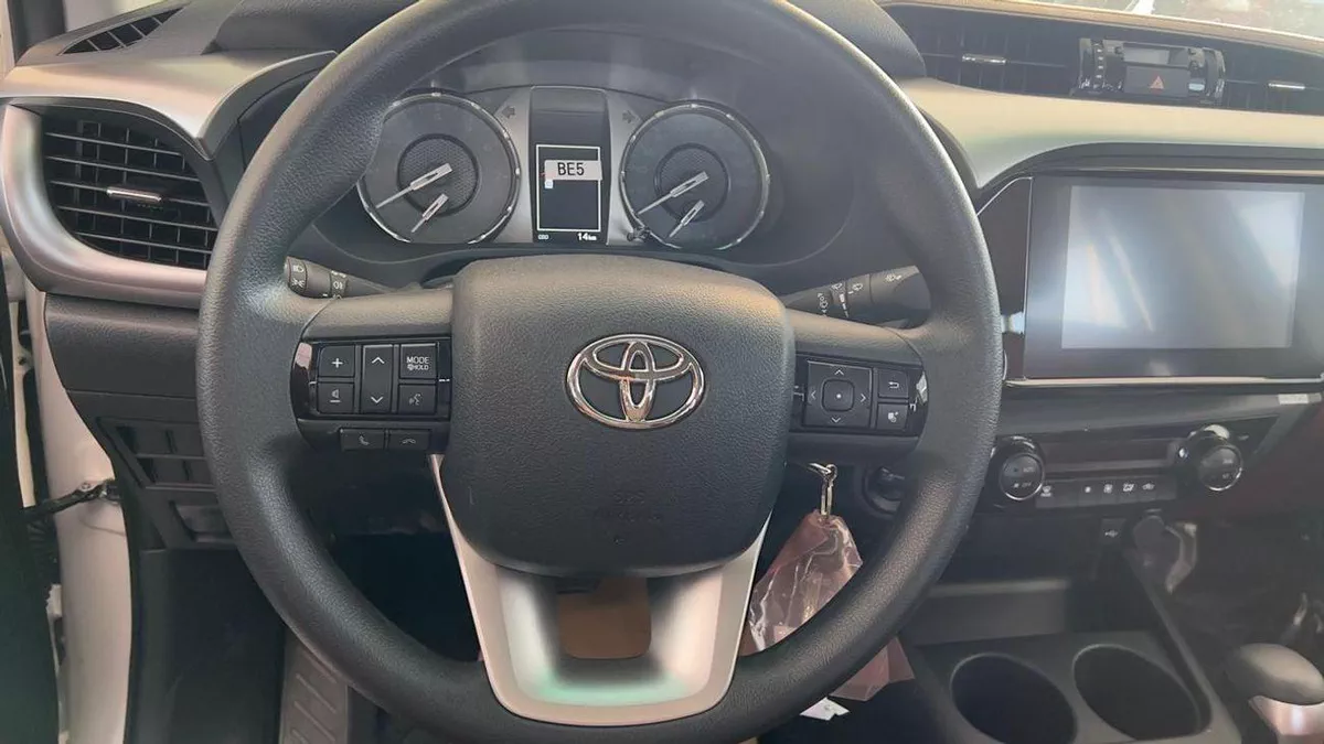 Toyota Hilux EXPORT ONLY - S GLX 2.7L AWD A/T EXPORT ONLY - 2.7L AWD A/T (Key Start)-17-0