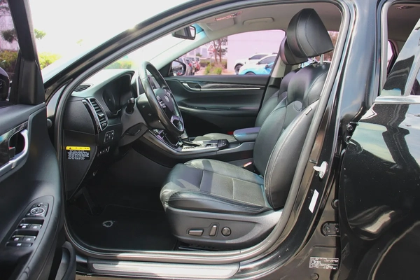 Hyundai Grandeur 2019 2.4L Good Condition  Card Payment  also accept