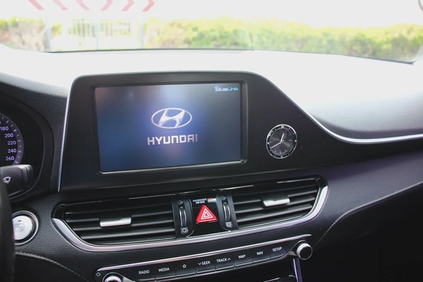 Hyundai Grandeur 2019 2.4L Good Condition  Card Payment  also accept