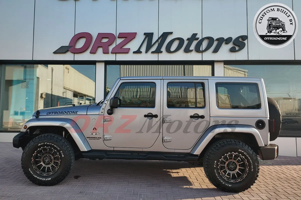6 MOS WTY  1 YR SP FROM OFFROAD-ZONE | 2016 JEEP WRANGLER 4DR SAHARA SILVER-1-1