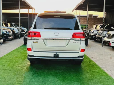 Toyota Land Cruiser VXR Grand Touring 2020 | GCC Specs | Pristine Condition-8