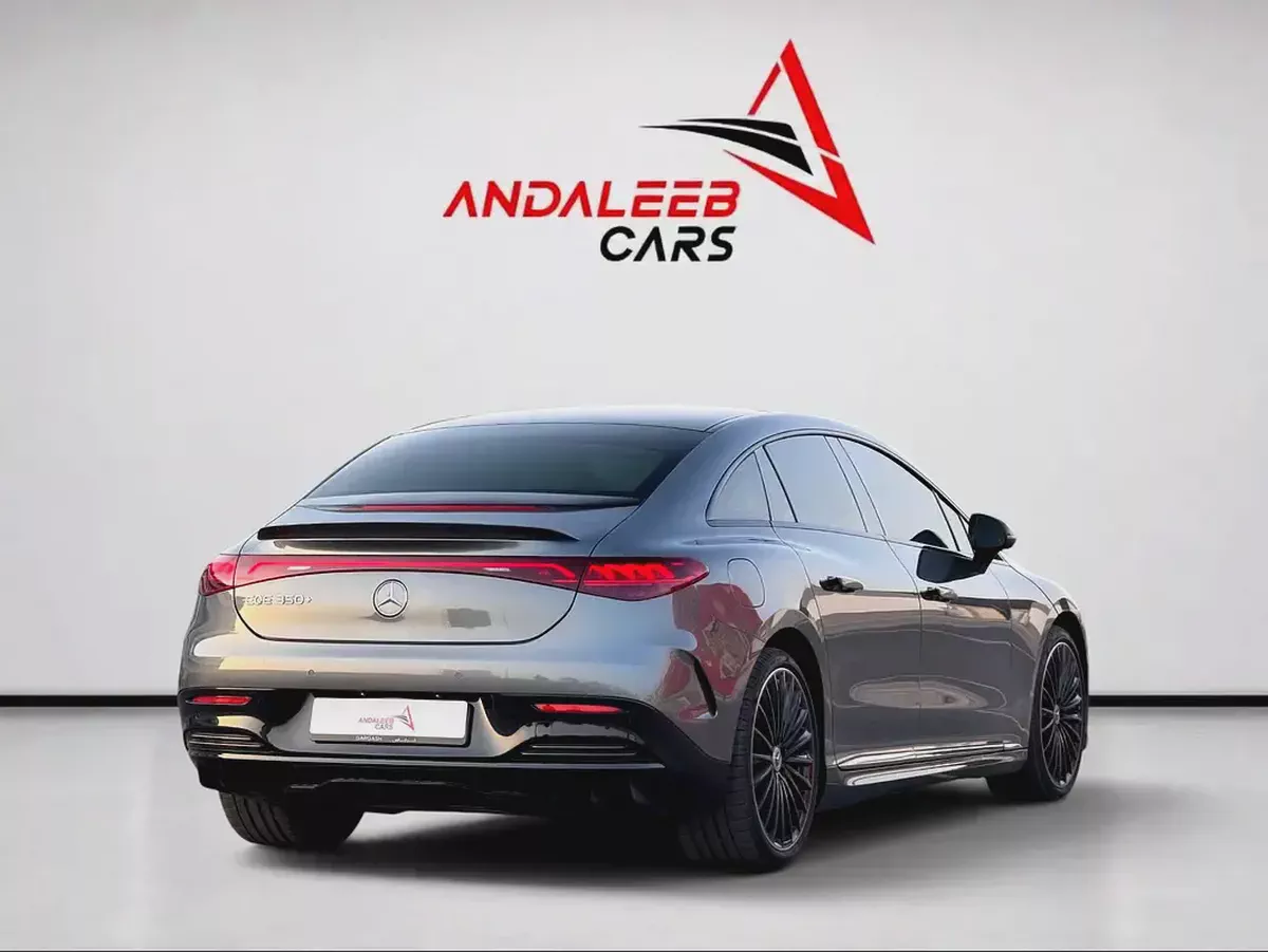 HYPERSCREEN | AGENCY WARRANTY | LONG RANGE | MERCEDES EQE 350+ AMG | FULL AGENCY SERVICE HISTORY-4-4