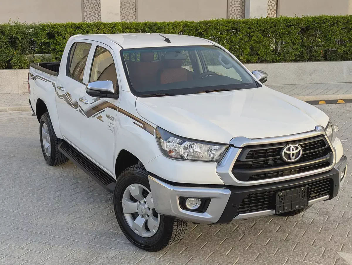 Toyota Hilux Diesel GCC Specs | 4x4 Pickup | Excellent Condition | Ready for Work  Adventure