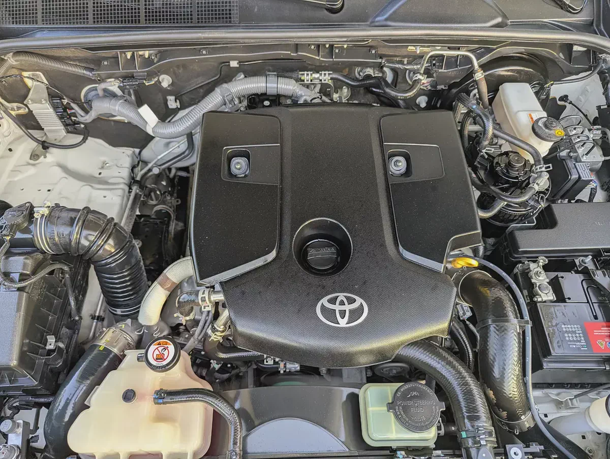 Toyota Hilux Diesel GCC Specs | 4x4 Pickup | Excellent Condition | Ready for Work  Adventure-19-19