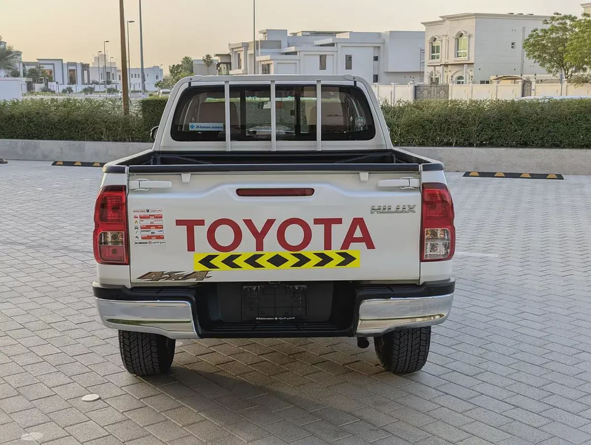 Toyota Hilux Diesel GCC Specs | 4x4 Pickup | Excellent Condition | Ready for Work  Adventure-7-7