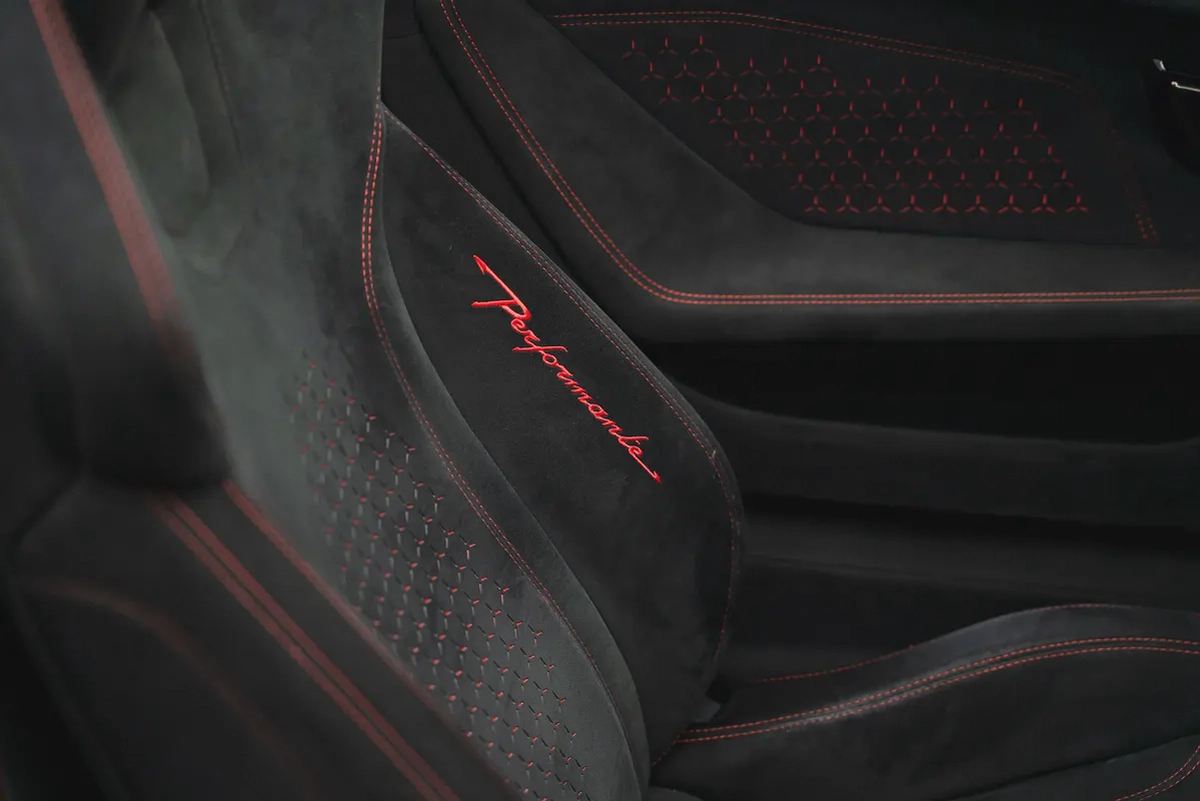 2019 LAMBORGHINI HURACAN PERFORMANTE SPYDER WITH WARRANTY AND SERVICE CONTRACT-11-11