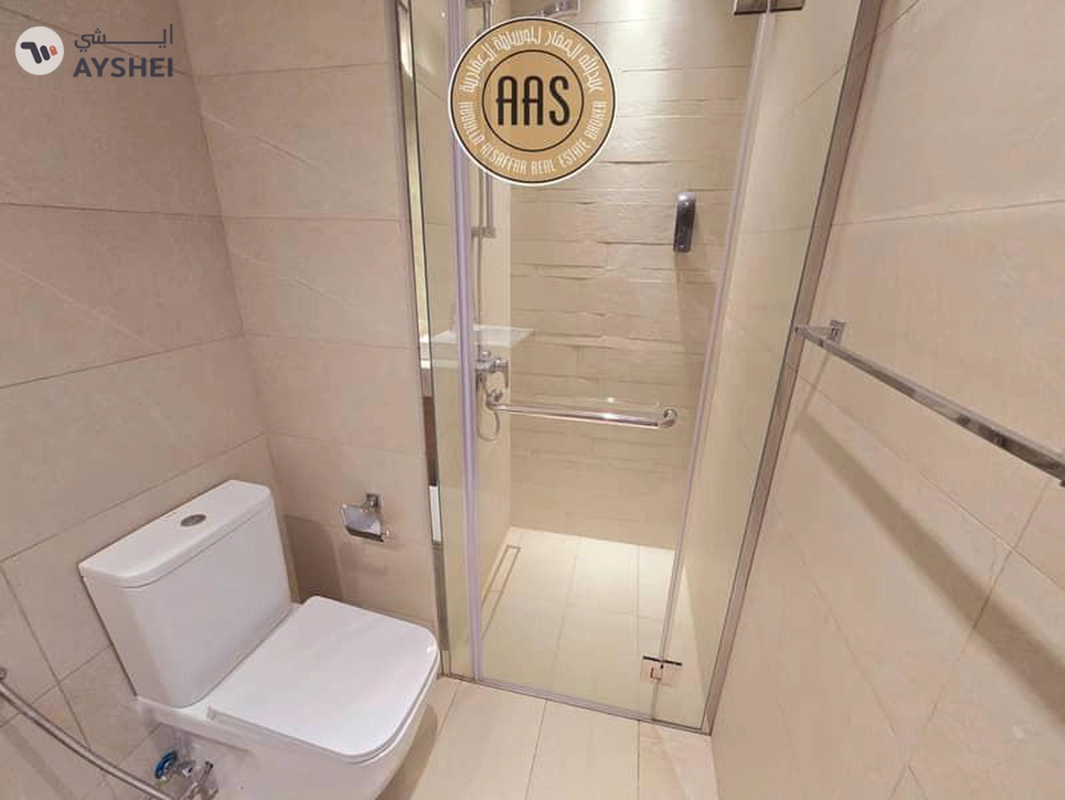 Corner Unite , Spacious 1bed_Room With kitchen Appliances, Prime Location-2-2