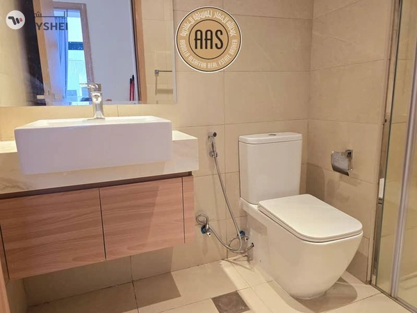 Corner Unite , Spacious 1bed_Room With kitchen Appliances, Prime Location