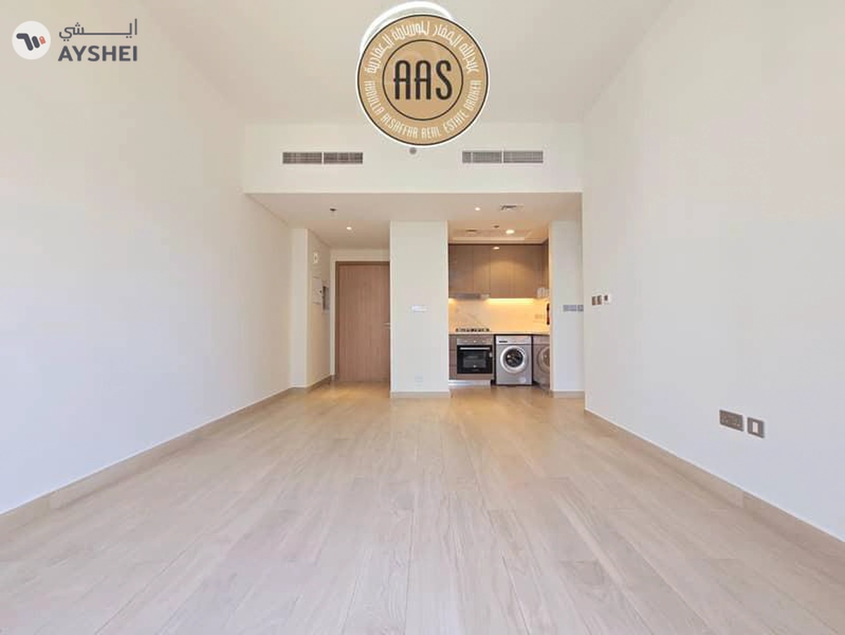 Corner Unite , Spacious 1bed_Room With kitchen Appliances, Prime Location-5-5
