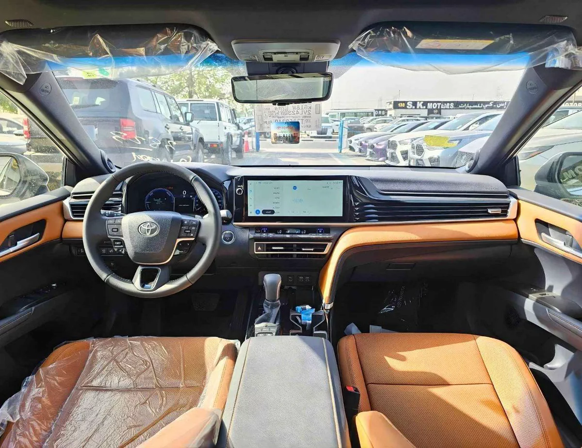 Toyota Camry LIMITED HEV LUMIERE HYBRID / 2.5L V4 PETROL/RADAR /JBL SPEAKERS/PANORAMIC ROOF/360*CAMERA/HEADS UP DISPLAY (CODE-11-0