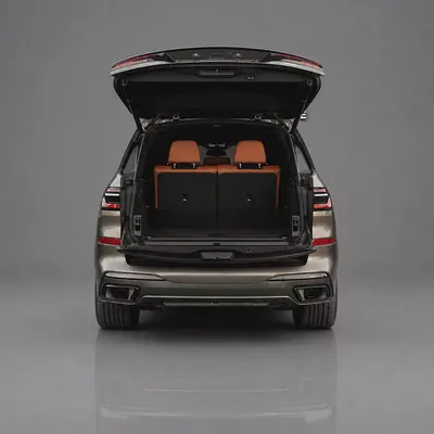 AED 5,269 P.M • 0% Downpayment • BMW X7 40i M Sport • Agency Warranty-4