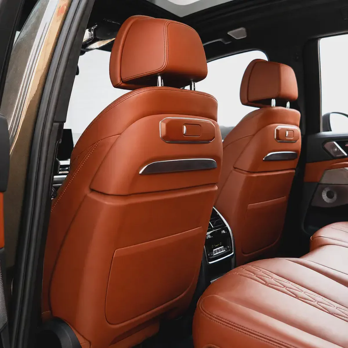 AED 5,269 P.M • 0% Downpayment • BMW X7 40i M Sport • Agency Warranty-11-11