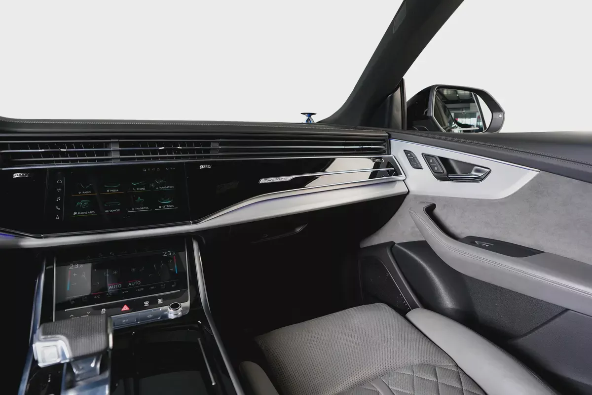 Audi Q8 S line-Super SUV-Bang  Olufsen Advanced 3D Sound system-Well Maintained-10-10