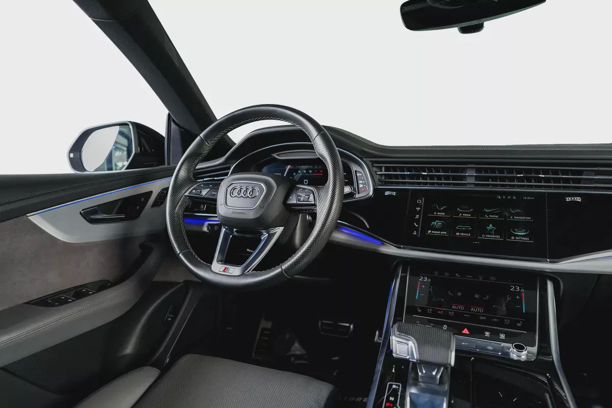 Audi Q8 S line-Super SUV-Bang  Olufsen Advanced 3D Sound system-Well Maintained-15-15