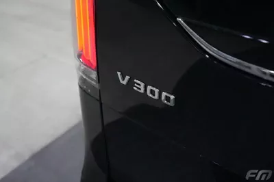 Mercedes Benz V300 AVANTGARDE VIP BUSINESS VAN –  FULL LUXURY OPTION | BRAND NEW | GCC | 2025-22