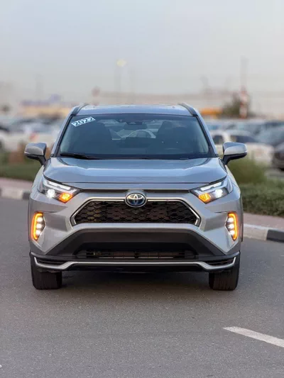 Toyota RAV4 XLE HEV Hybrid XLE 2.5L-1