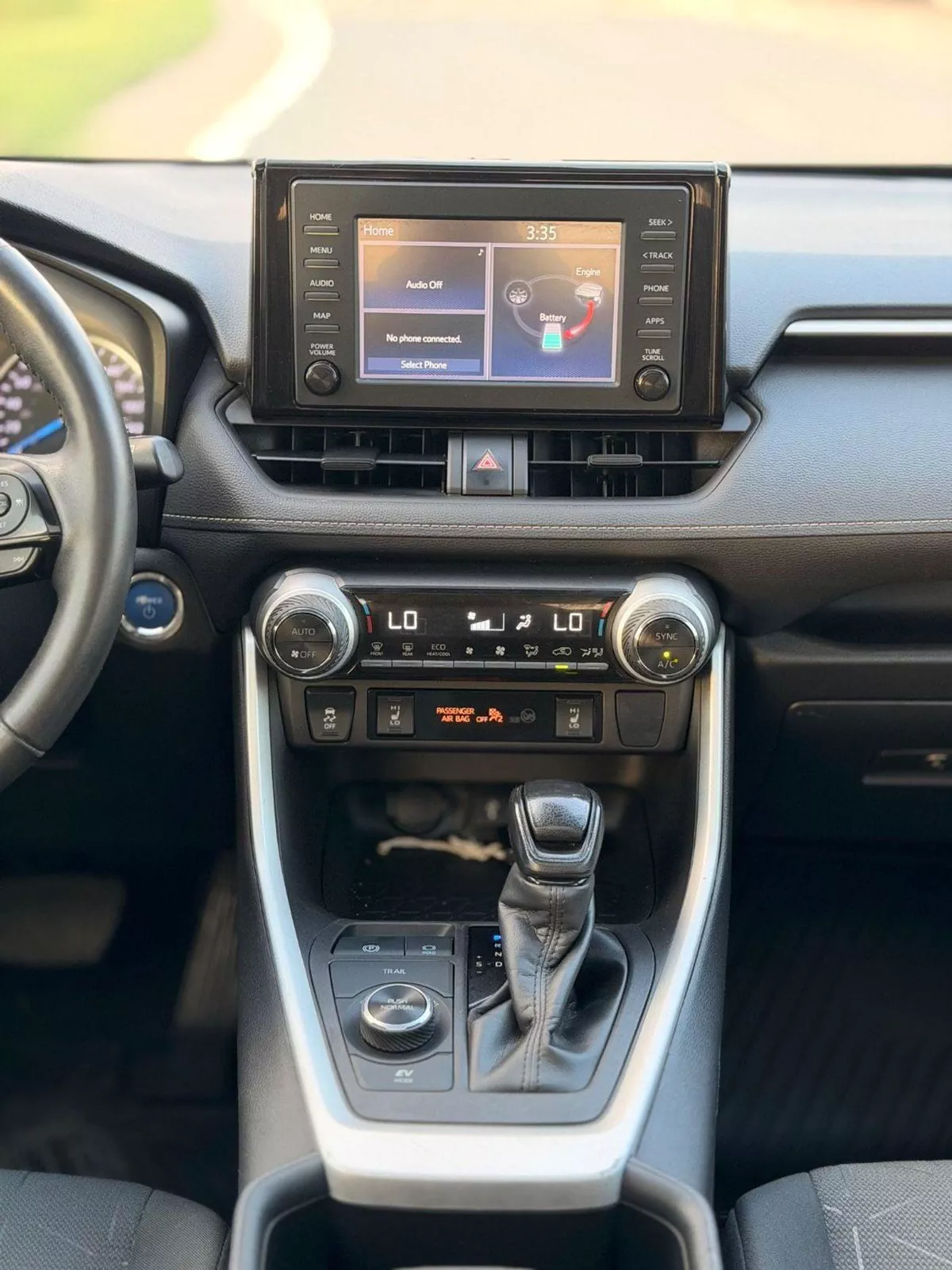 Toyota RAV4 XLE HEV Hybrid XLE 2.5L-5-0