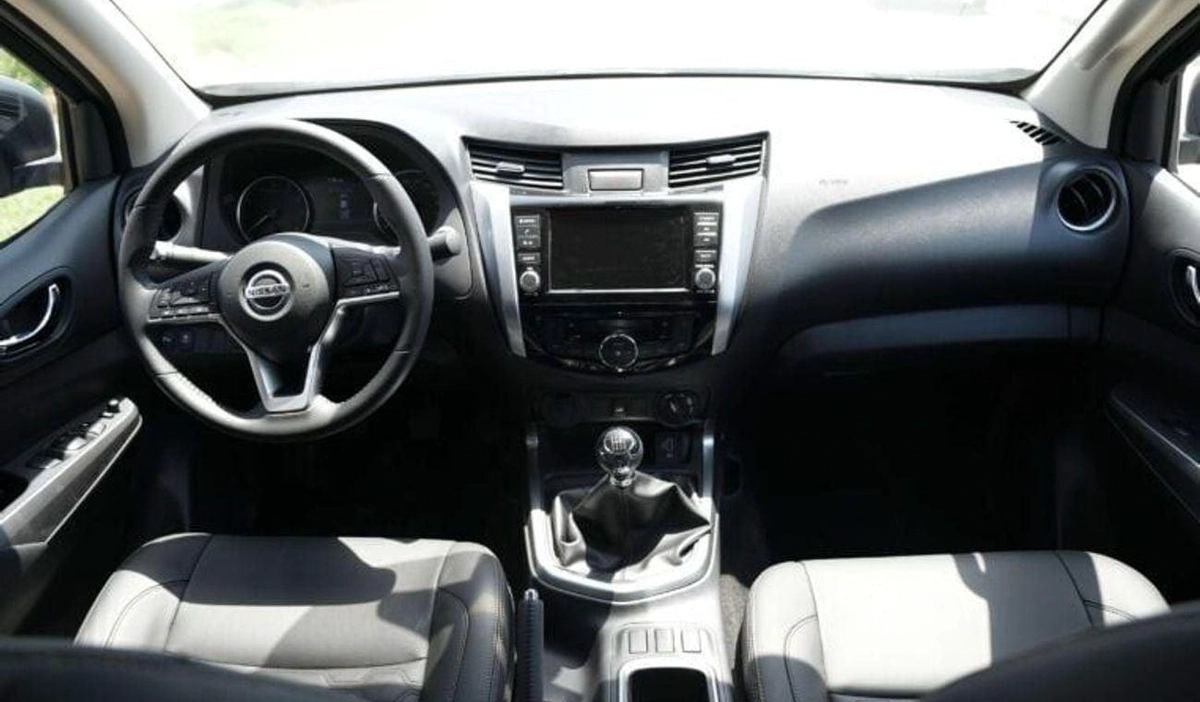 Nissan Navara NAVARA GLX