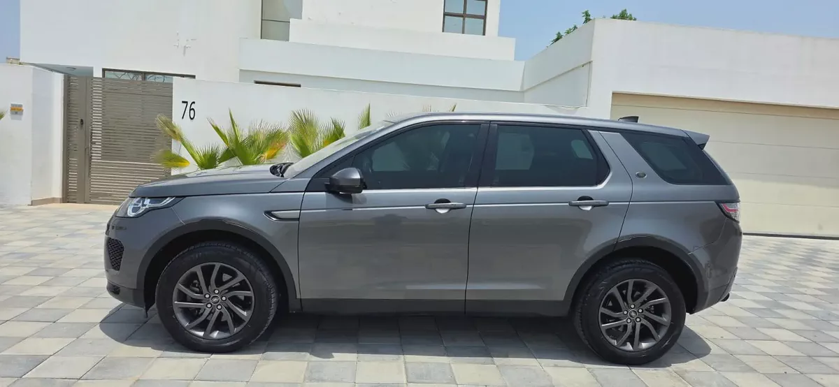 2018 Land Rover Discovery Sport SE-Excellent condition-Bank Finance Available-2-2
