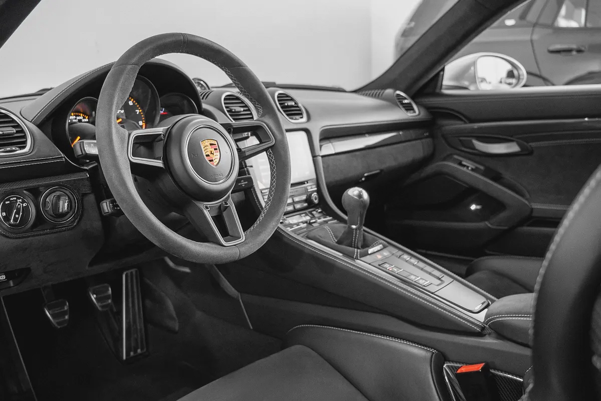 8,335 AED / 60 months | 0% DP | 2020 Porsche Cayman 718 GT4 Clubsport / Porsche Warranty-6-6