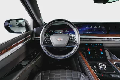 Cadillac Escalade ESV- GCC- new shape-low mileage- Agency warranty and service-17