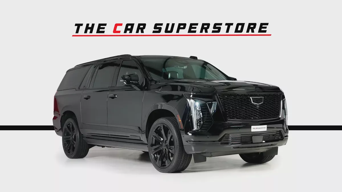 Cadillac Escalade ESV- GCC- new shape-low mileage- Agency warranty and service-1-1