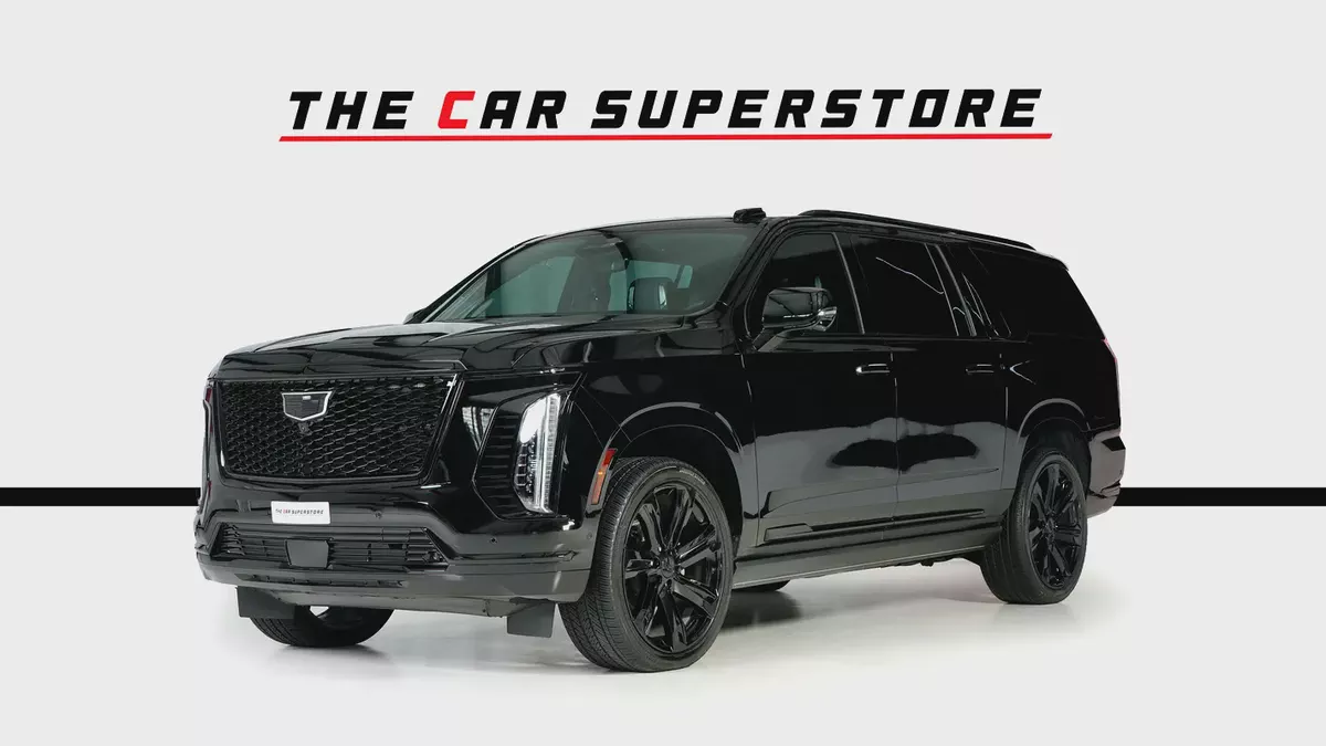 Cadillac Escalade ESV- GCC- new shape-low mileage- Agency warranty and service-3-3