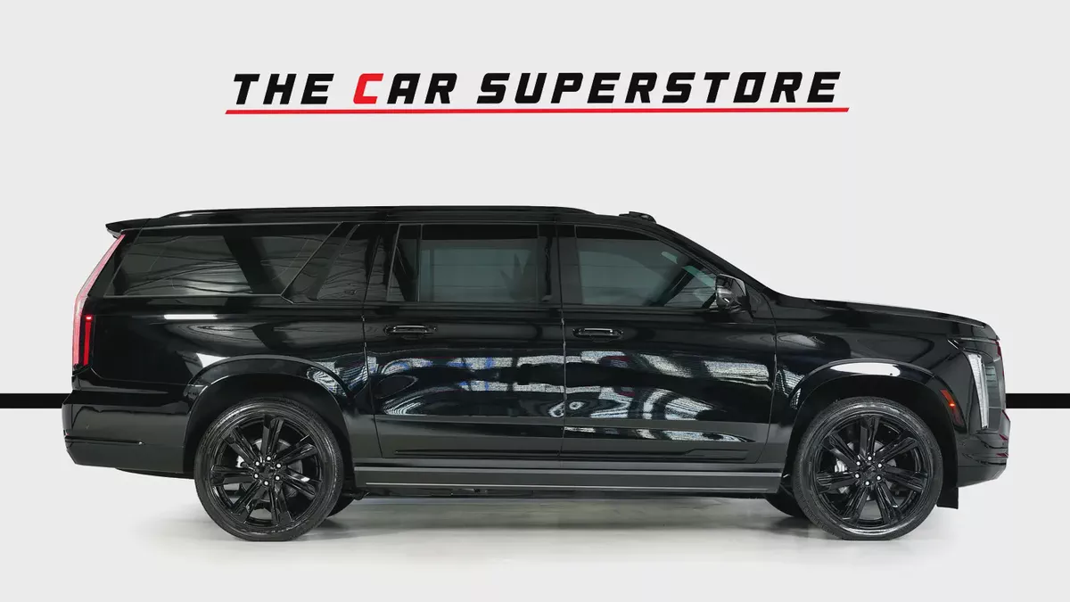 Cadillac Escalade ESV- GCC- new shape-low mileage- Agency warranty and service-8-8