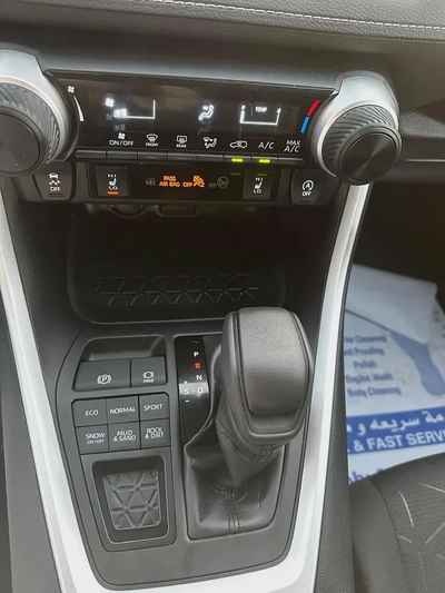2024 Toyota RAV4 LE - American Specs - Brand New-10