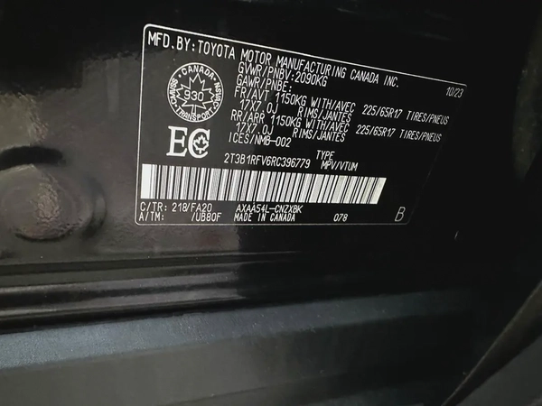 2024 Toyota RAV4 LE - American Specs - Brand New