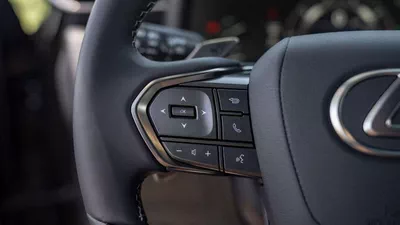 Lexus LX600 SIGNATURE LEXUS LX600 ASHWOOD EDITION 3.5P AT MY2023-13