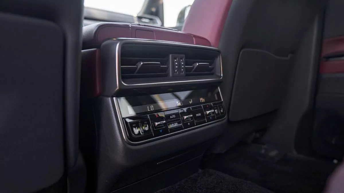 Lexus LX600 SIGNATURE LEXUS LX600 ASHWOOD EDITION 3.5P AT MY2023-19-0