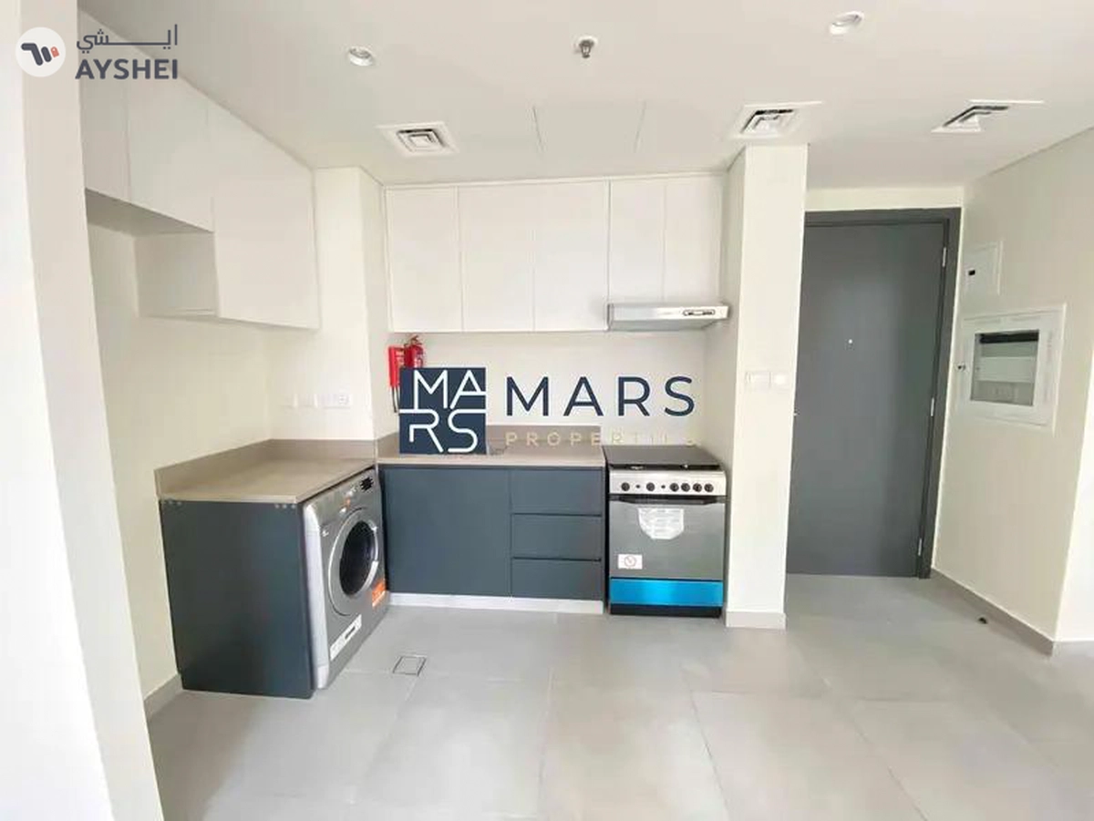 The Stunning & Capacious 1BHK with Amenities in Aljada-4-4