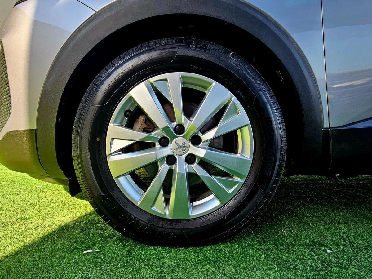 Peugeot 3008 / 1.6 V4/ ORIGINAL PAINT/ SINGLE OWNER/ LOW KMS