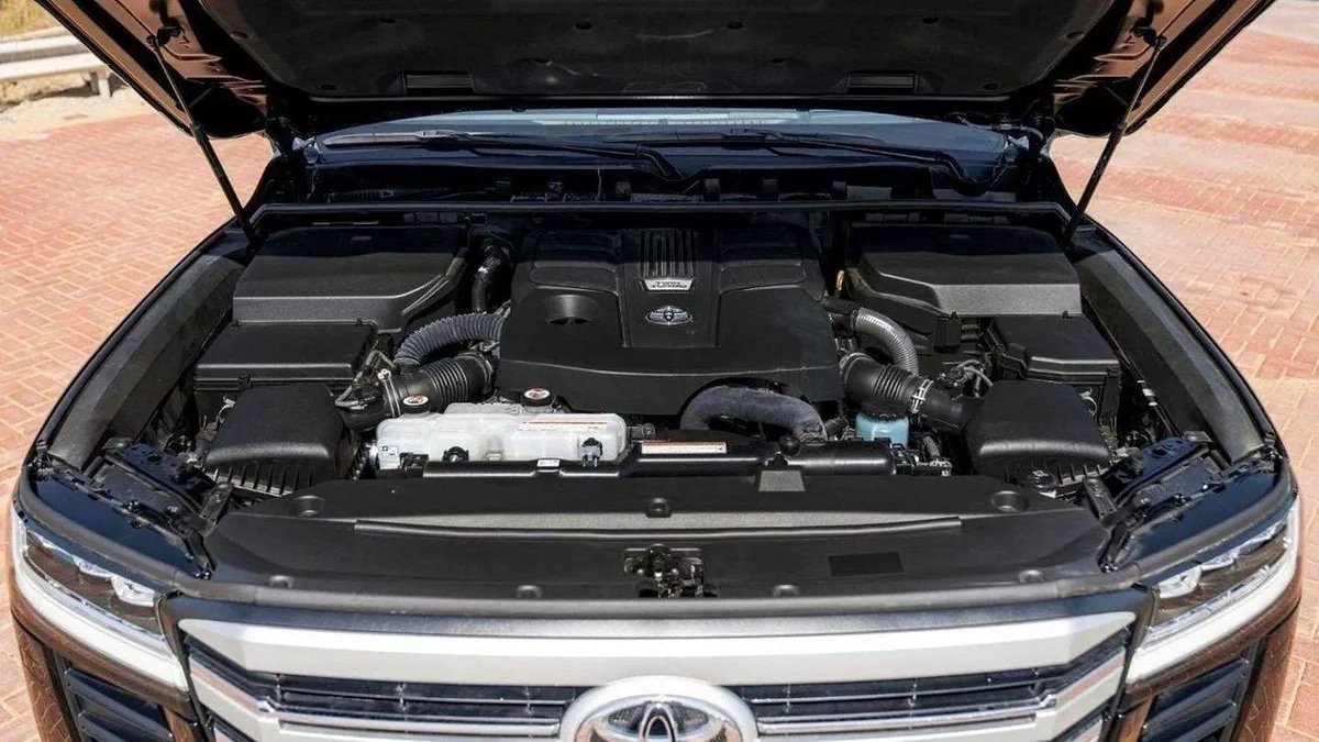 Toyota Land Cruiser VXR LC300 VXR 3.5P AT MY2025 – BLACK-19-0