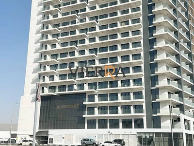 Elegant Studio l Prime Location l Spacious-10