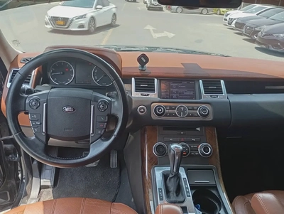 Land Rover Range Rover Sport HSE 2013 GCC Specs-10