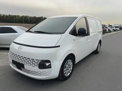 Hyundai Staria-0