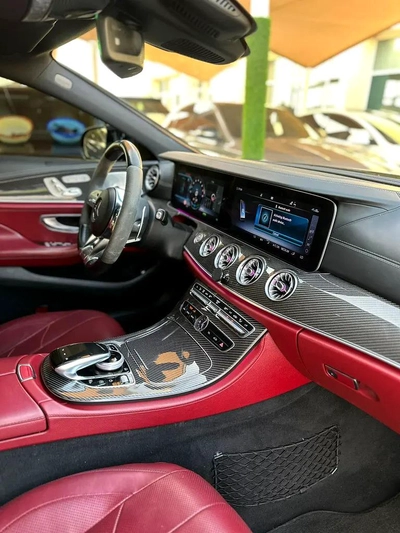 MERCEDES BENZ CLS53 AMG GCC FULL OPTION FULL SERVICE HISTORY PERFECT CONDITION-8